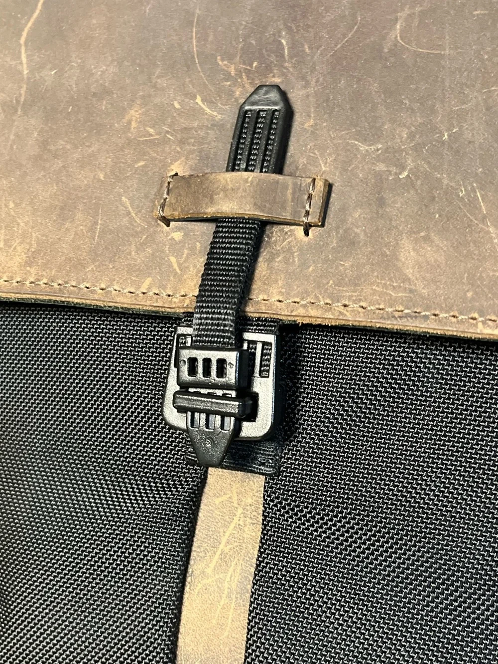 Waterfield (sfbags . com) Staad Laptop Bag, Leather, Ballistic Nylon